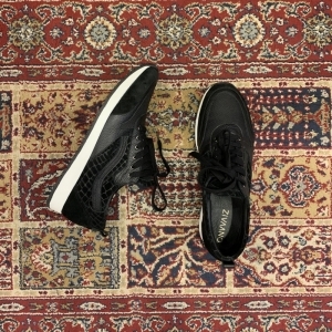 ROOS BLACK ZWART