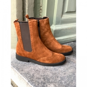 ASTRID BROWN BROWN