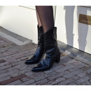 SUUS BLACK ZWART