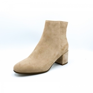8-134102 DAYDREAM TAUPE