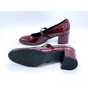 EMELY CABERNET